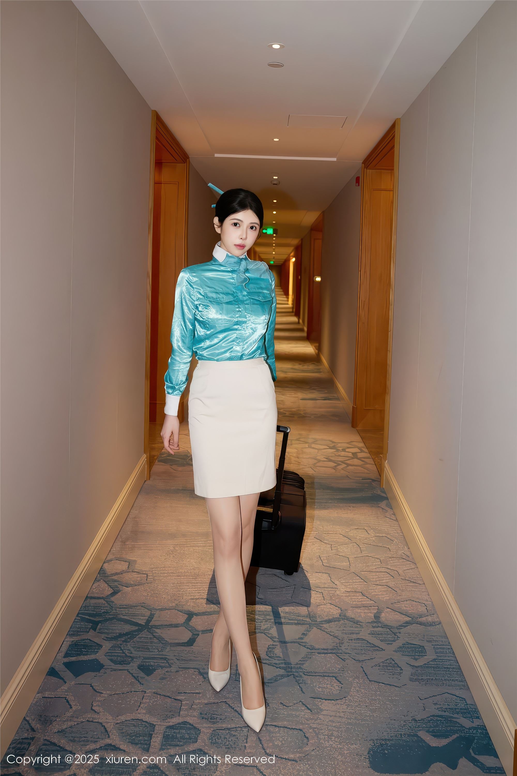 Xiuren秀人网 2025.11.18 NO.10998 方蕾蕾